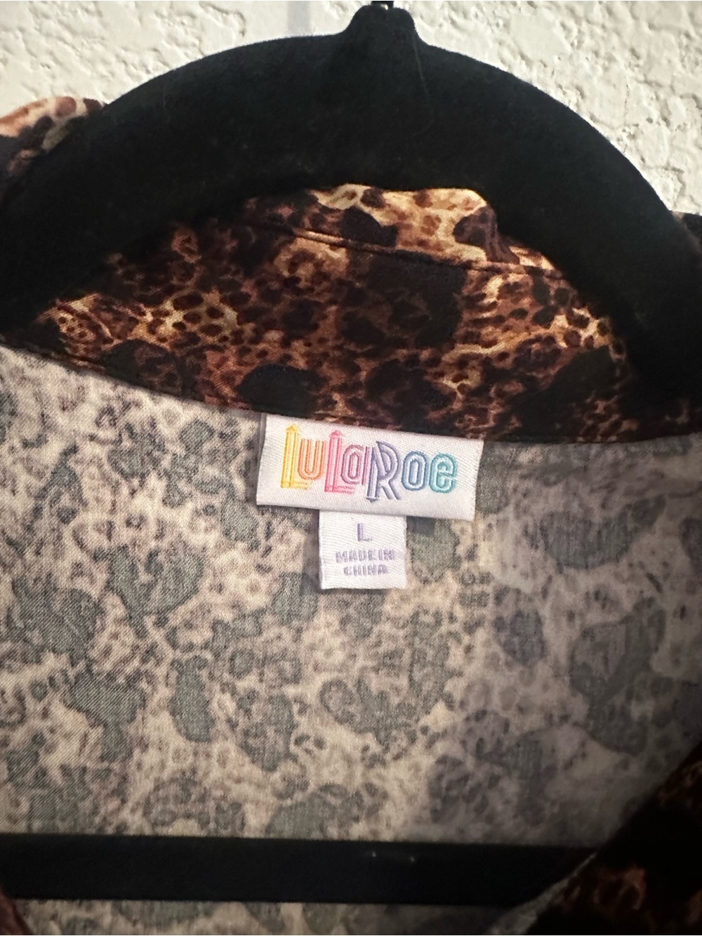 LuLaRoe Brown and Black Leopard Print Sleeveless Button-Down Top - Picture 3 of 3